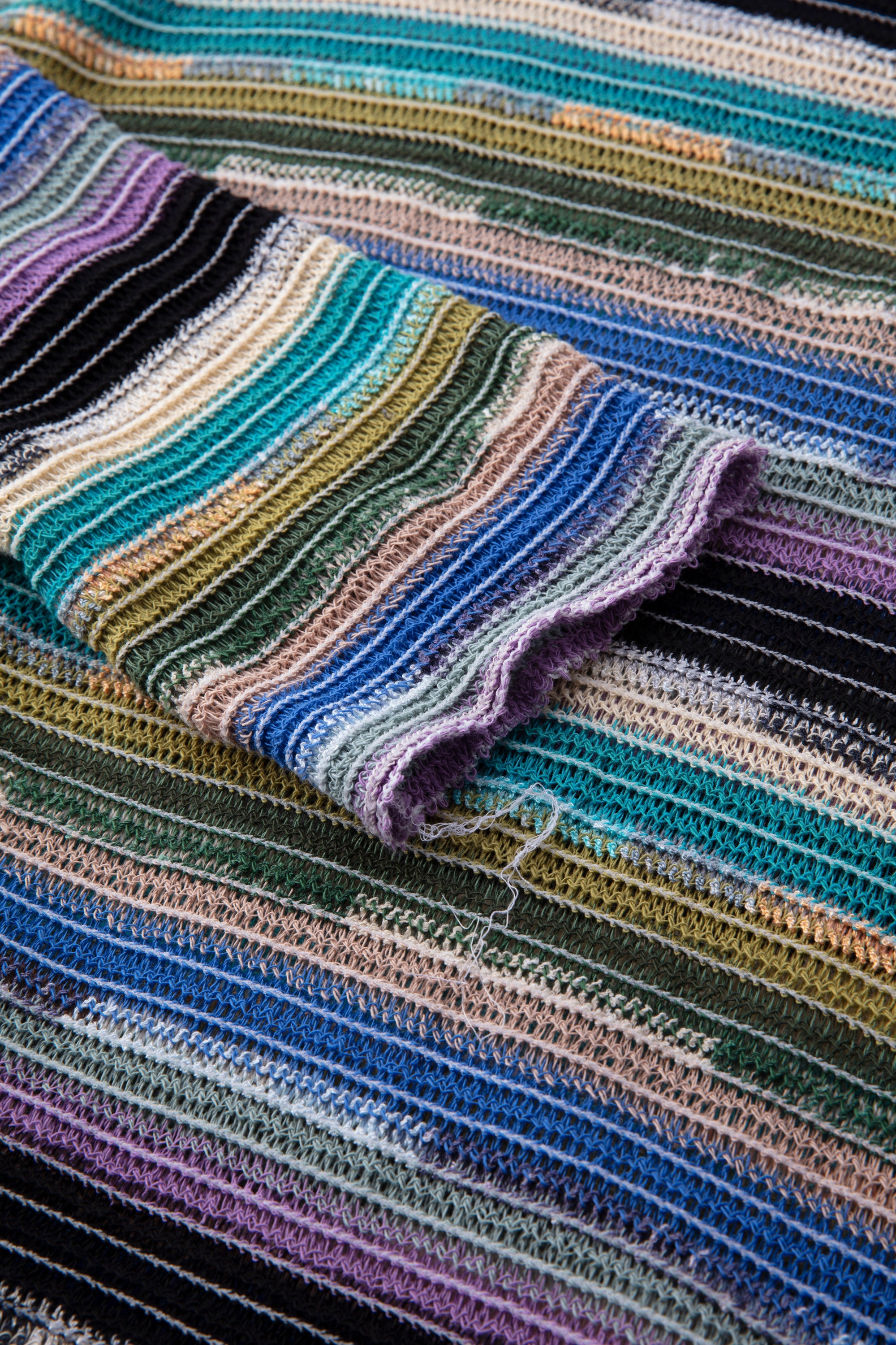 Light Multicolor Knit Sweat